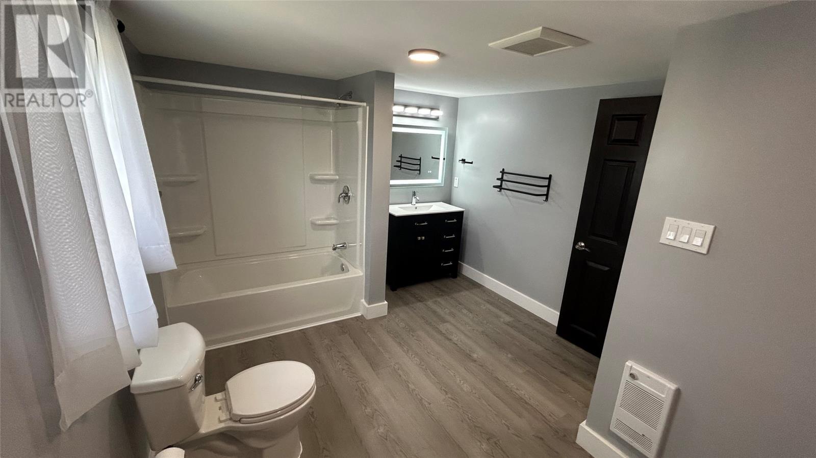 4 Spruce Drive, Port Au Port East, NL - Indoor Photo Showing Bathroom