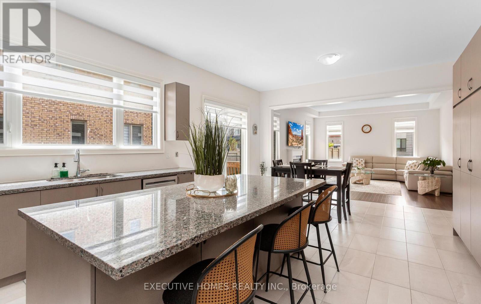 77 Pond View Gate, Hamilton, ON - Indoor