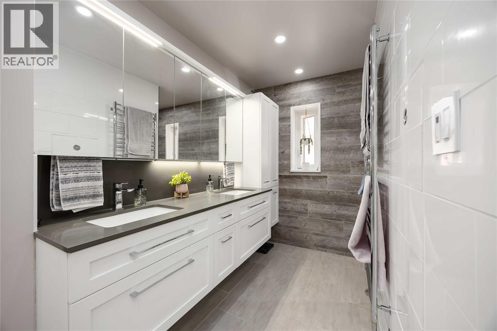 123 Cassandra Boulevard, Sarnia, ON - Indoor