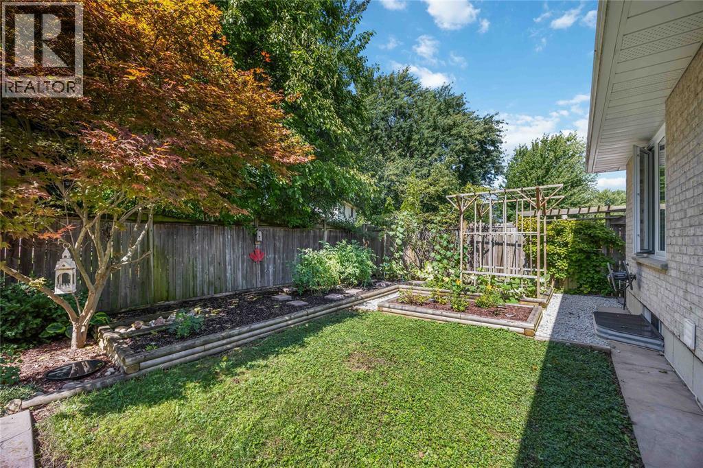 123 Cassandra Boulevard, Sarnia, ON - Outdoor