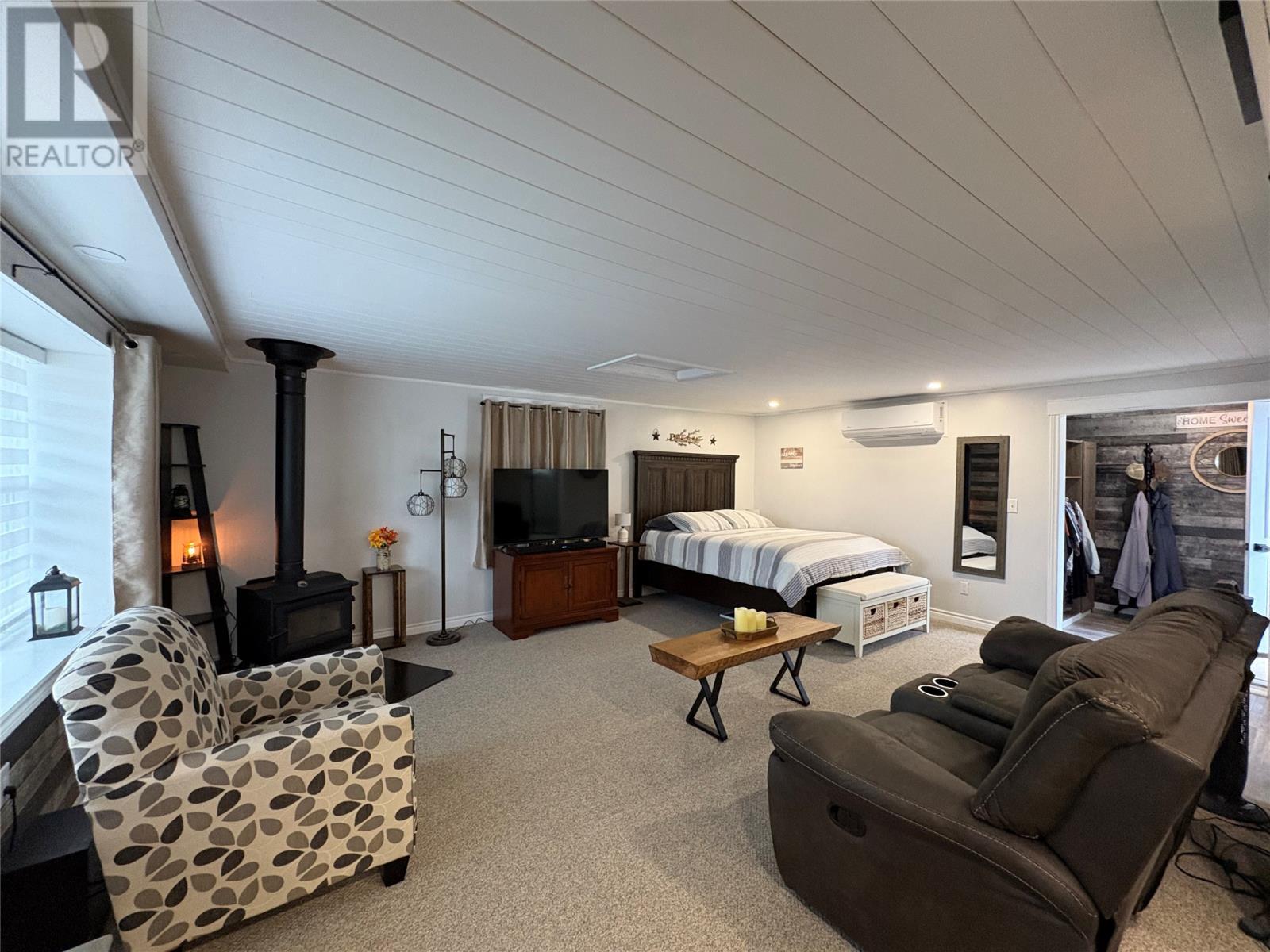 46 Main Street, Brown'S Arm, NL - Indoor