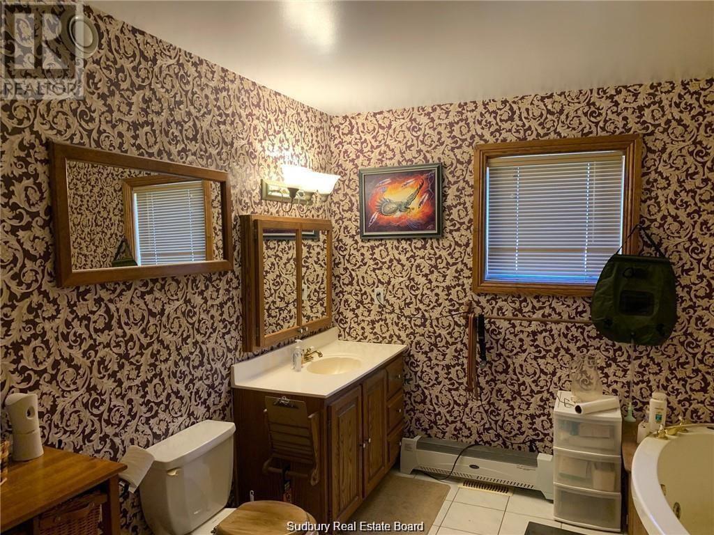 1360 Hwy 17, Algoma Mills, ON - Indoor Photo Showing Bathroom