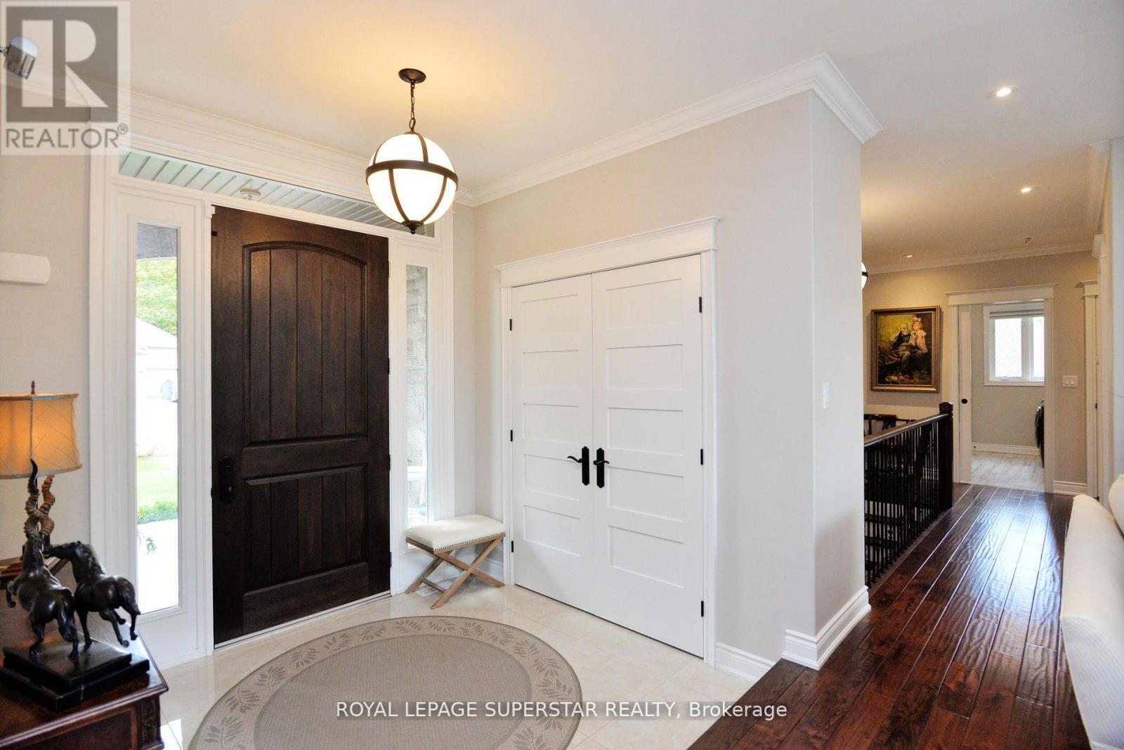 9 Black Creek Trail, Springwater, ON - Indoor Photo Showing Other Room