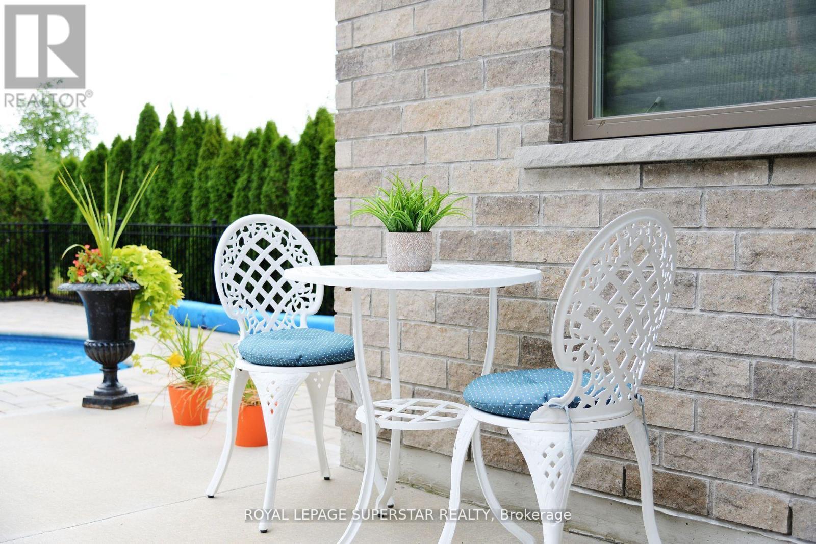 9 Black Creek Trail, Springwater, ON - Outdoor With Exterior