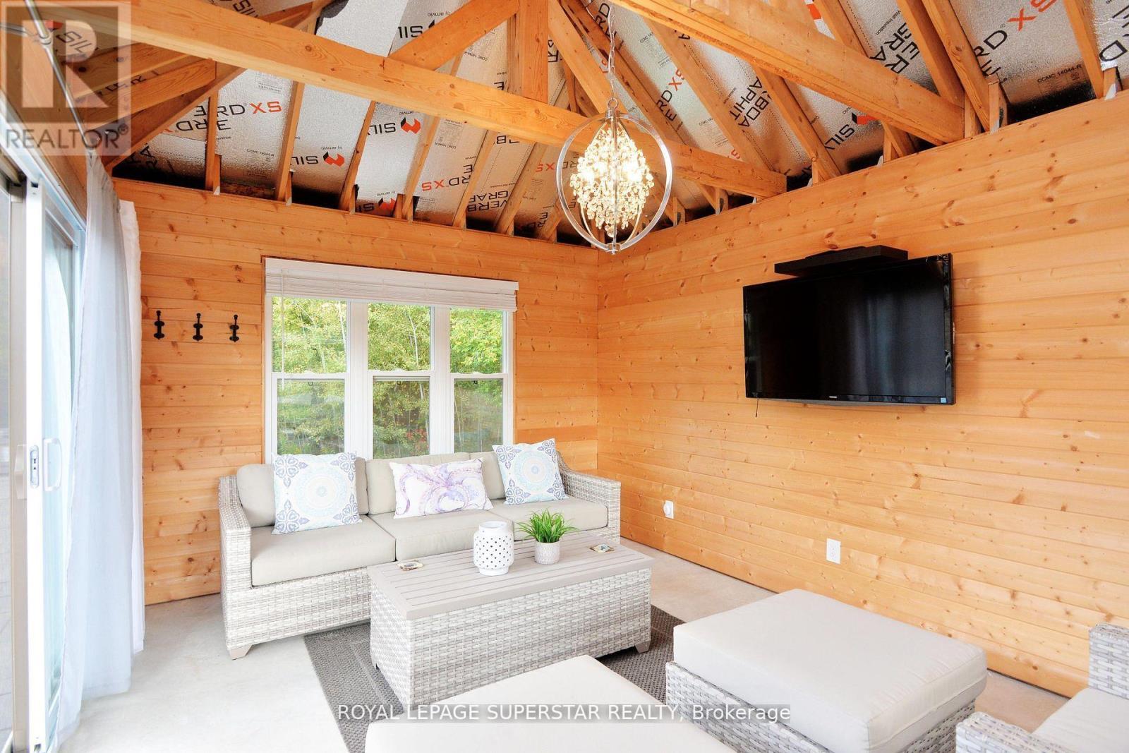 9 Black Creek Trail, Springwater, ON - Indoor