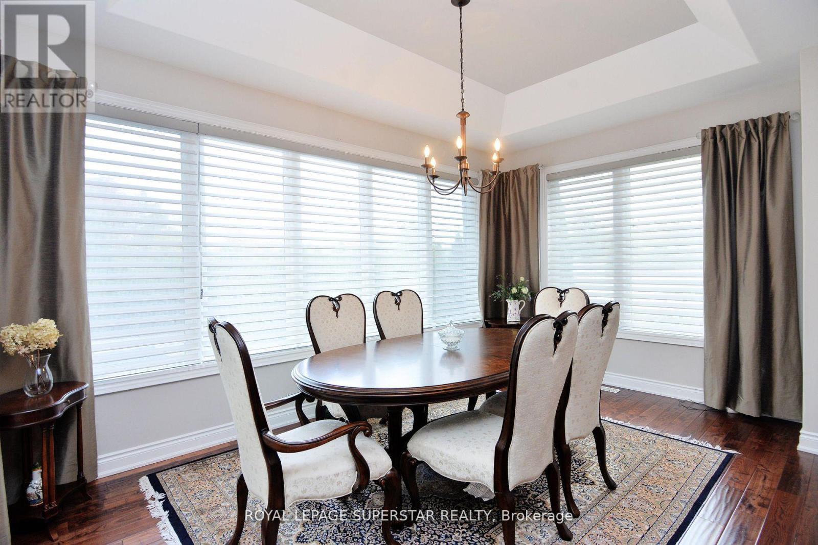 9 Black Creek Trail, Springwater, ON - Indoor Photo Showing Dining Room
