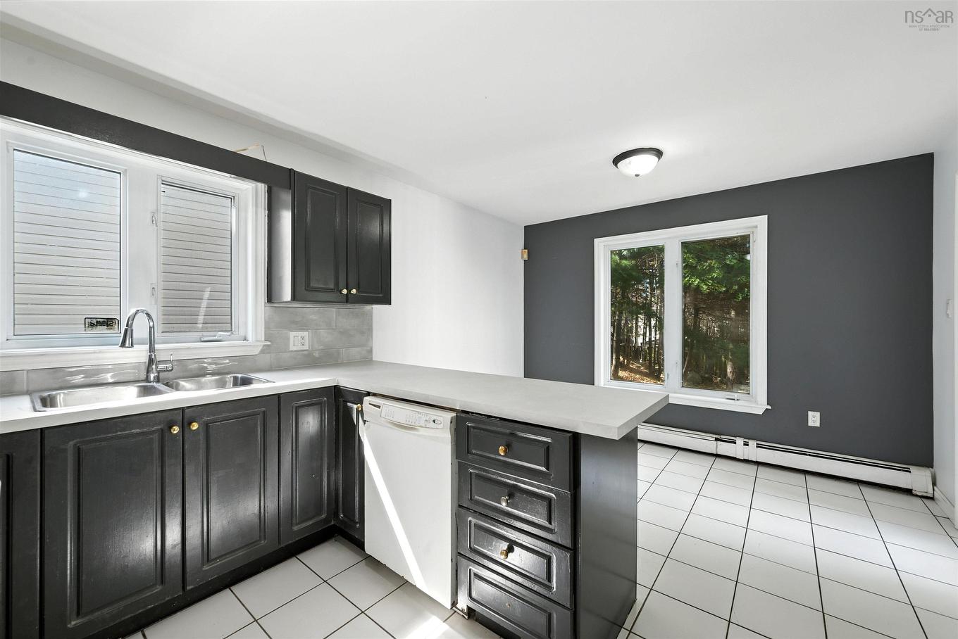 91 Oceanview Drive, Bedford, NS