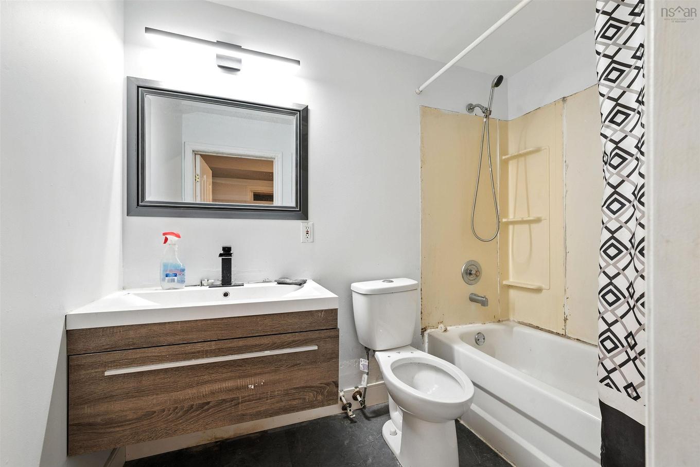 91 Oceanview Drive, Bedford, NS