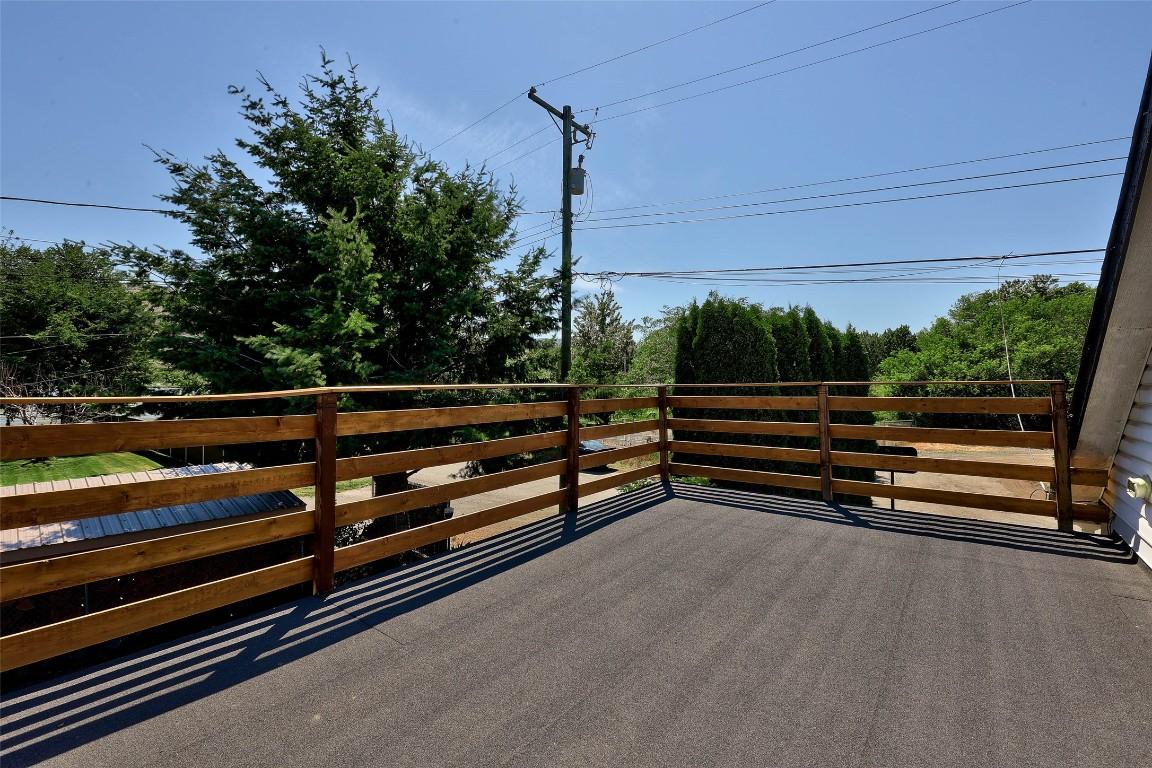 755 Crestline Street, Kamloops, BC - Outdoor