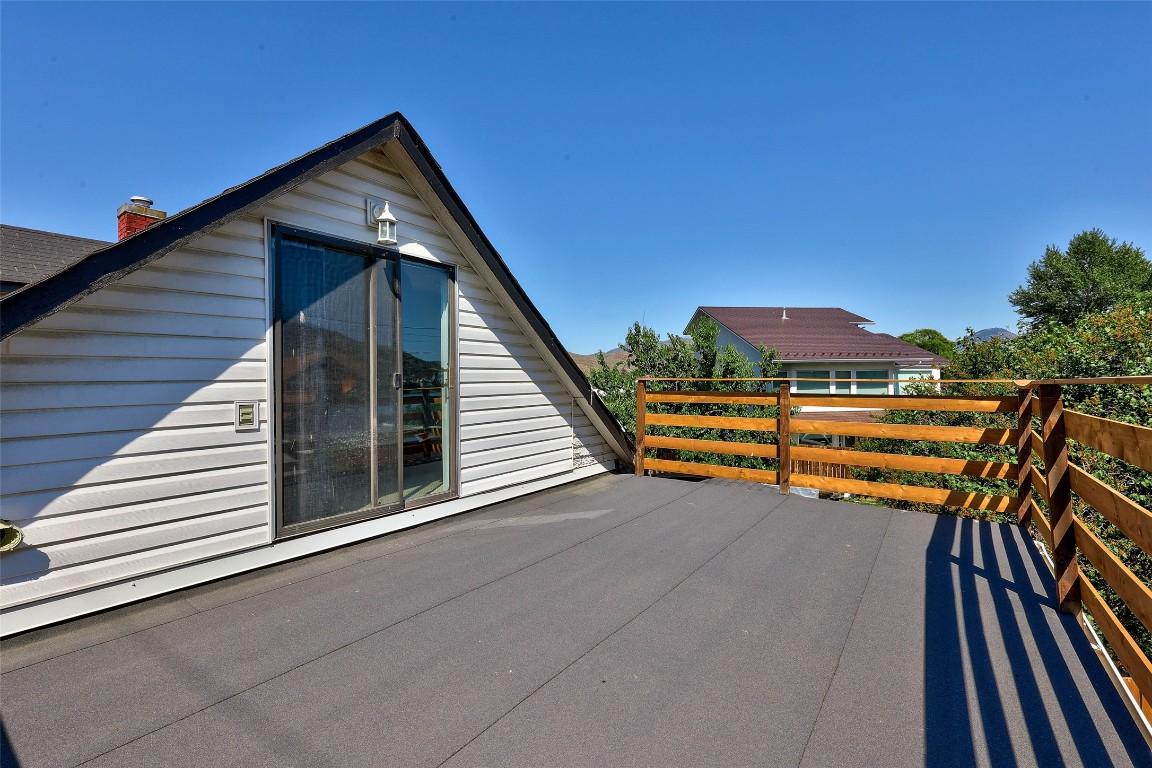 755 Crestline Street, Kamloops, BC - Outdoor With Exterior