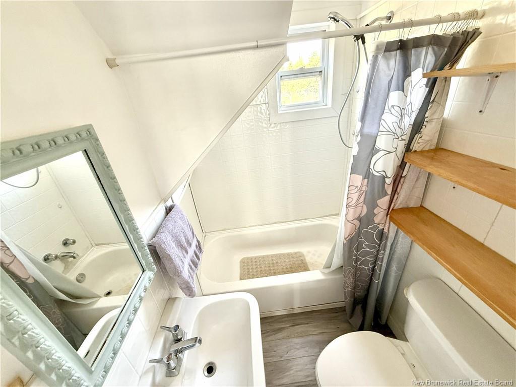 345 1Ere Rue, Shippagan, NB