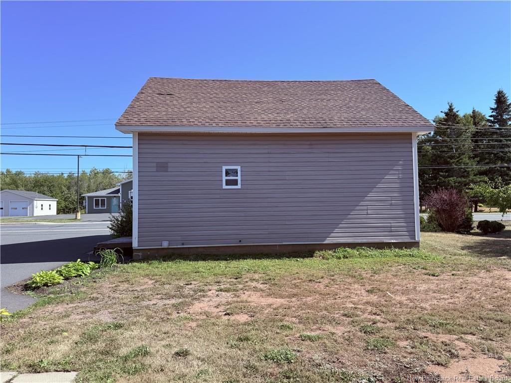 345 1Ere Rue, Shippagan, NB