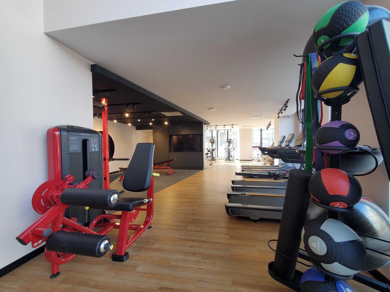 Exercise room - 523-1150 Boul. René-Lévesque E., Montréal (Ville-Marie), QC - Indoor