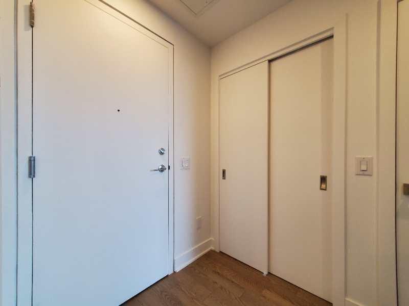 Hall - 523-1150 Boul. René-Lévesque E., Montréal (Ville-Marie), QC - Indoor Photo Showing Other Room