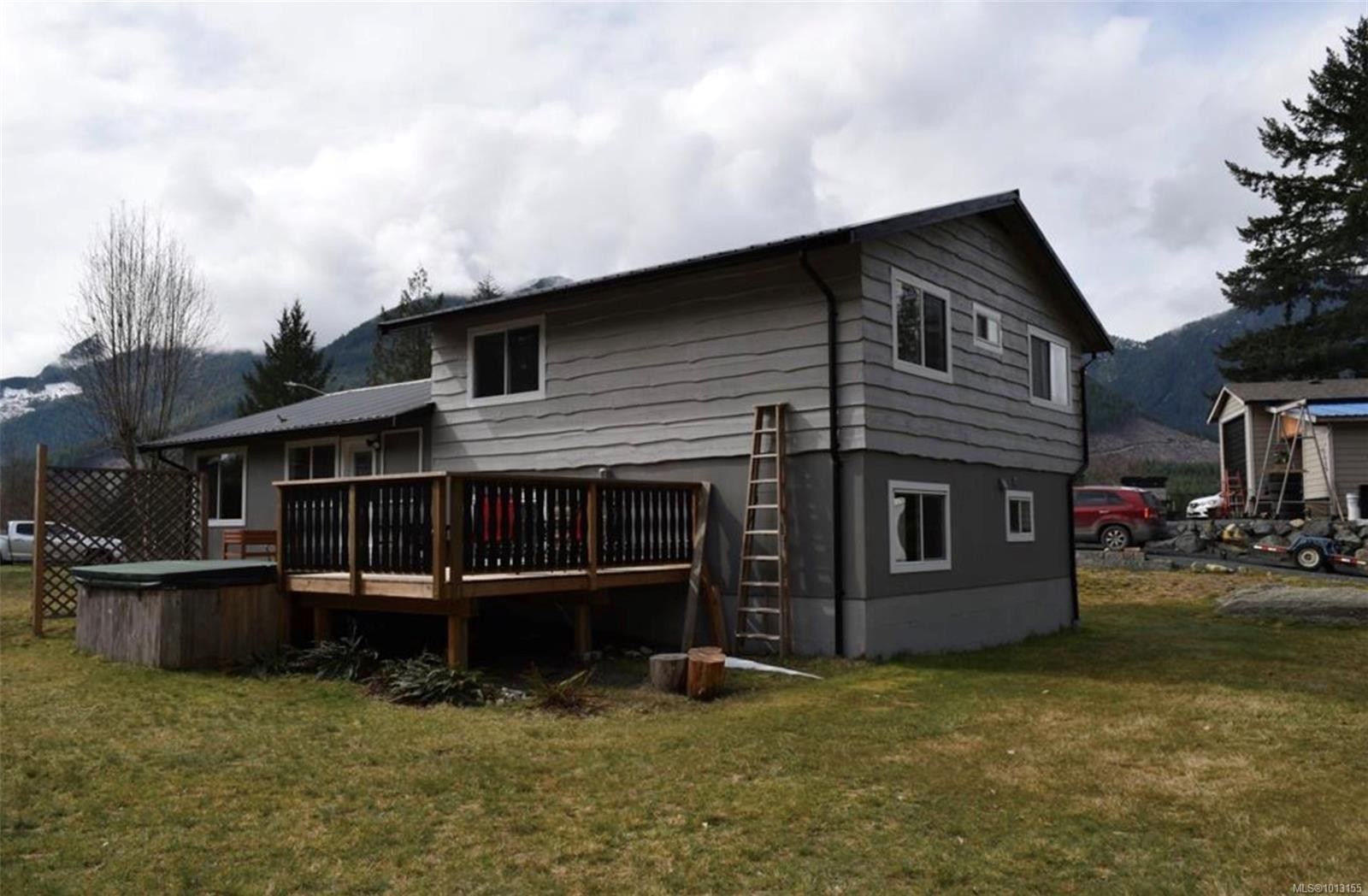 630 Dogwood Dr, Gold River, BC