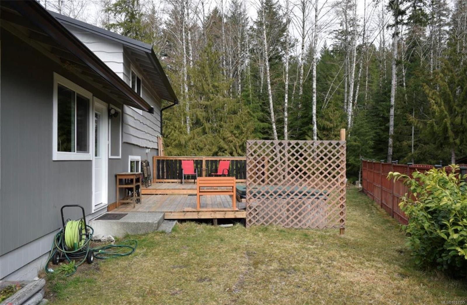 630 Dogwood Dr, Gold River, BC