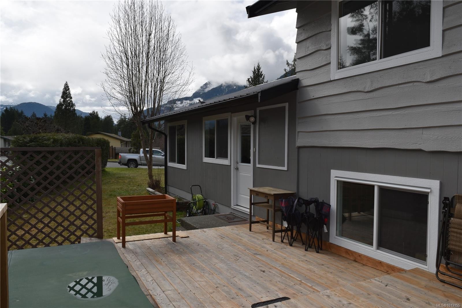 630 Dogwood Dr, Gold River, BC