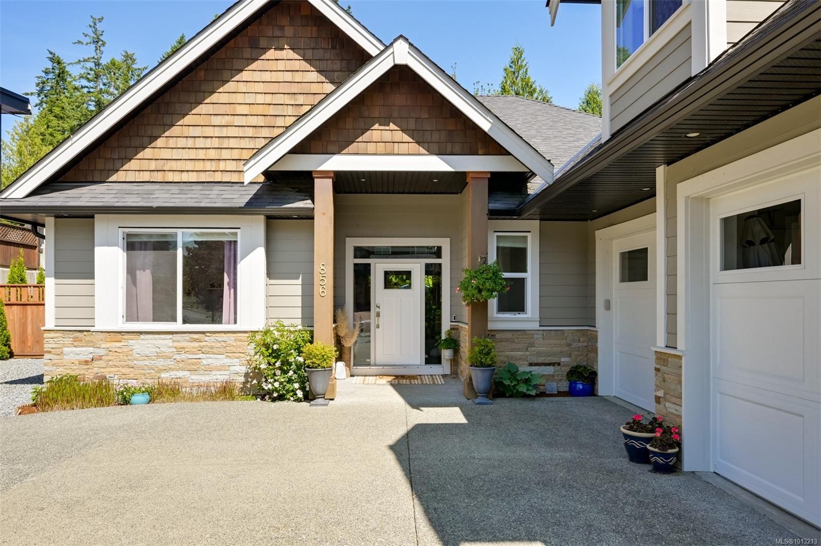 856 Hayden Pl, Mill Bay, BC