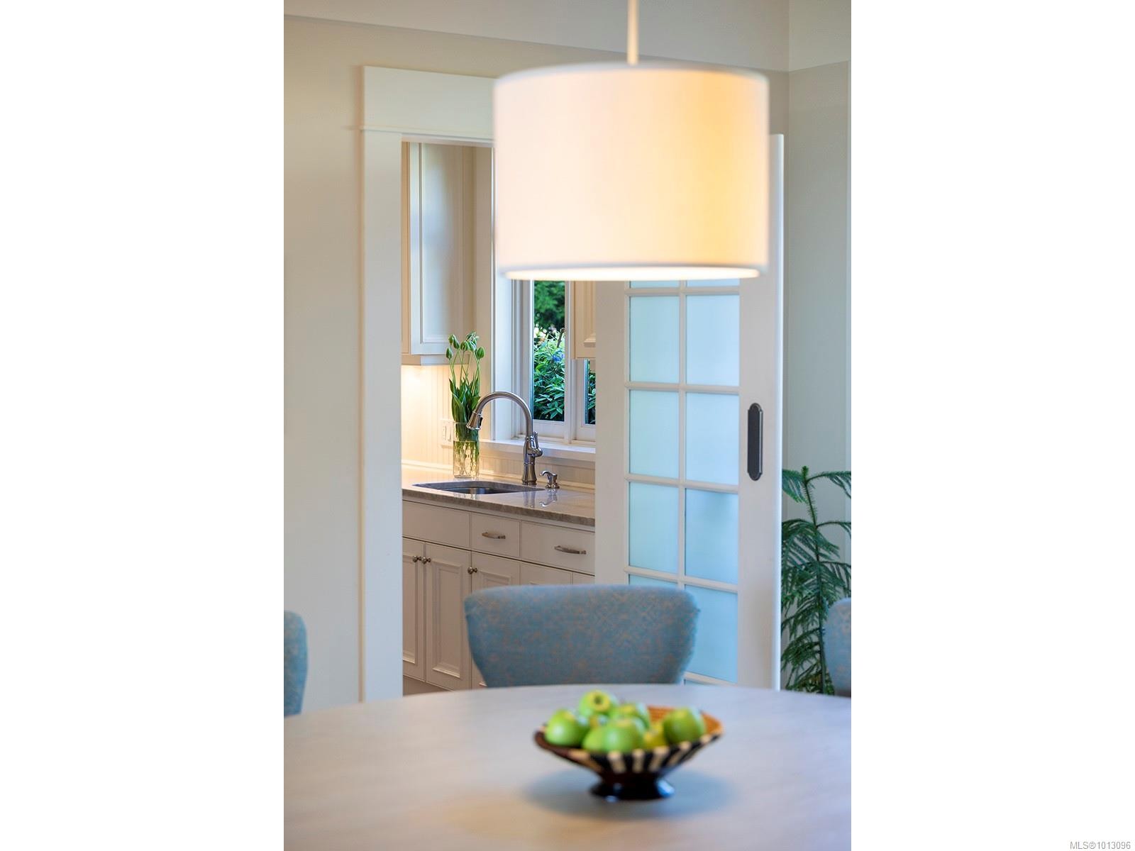 2766 Sea View Rd, Saanich, BC