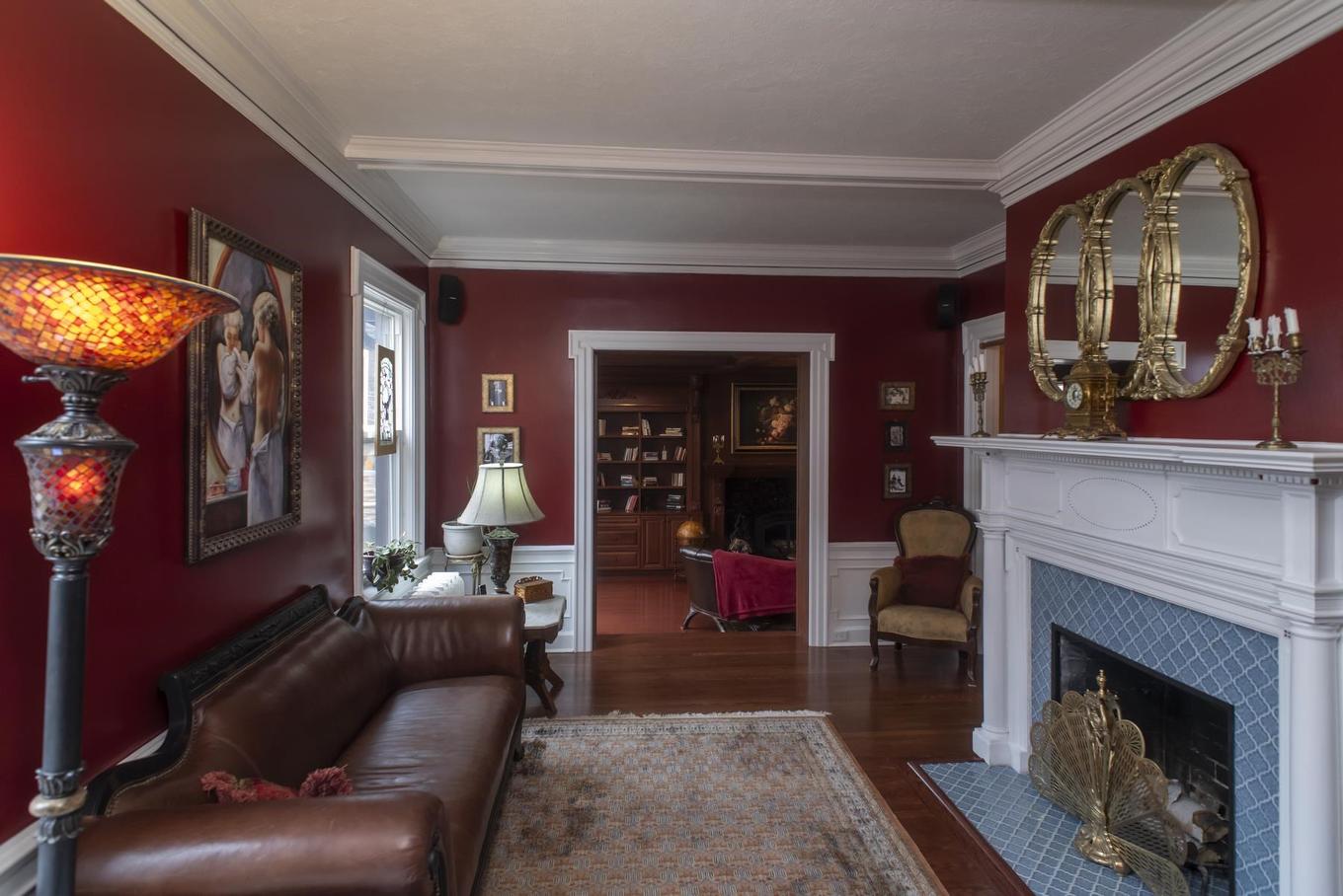 338 Catherine Street, Thunder Bay, ON - Indoor Photo Showing Other Room With Fireplace