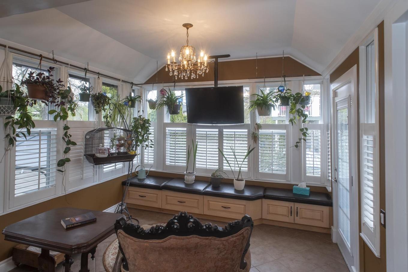 338 Catherine Street, Thunder Bay, ON - Indoor