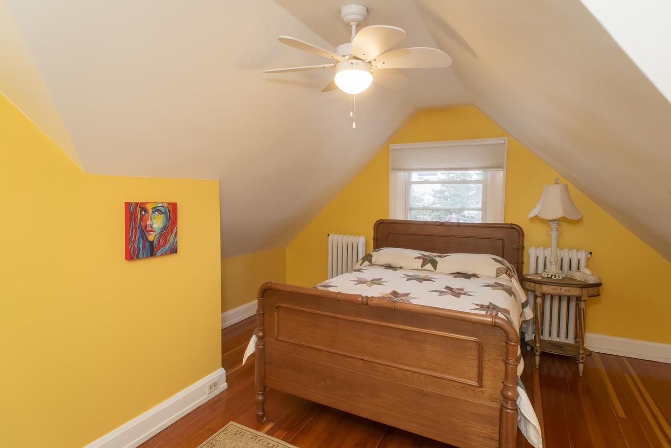 338 Catherine Street, Thunder Bay, ON - Indoor Photo Showing Bedroom