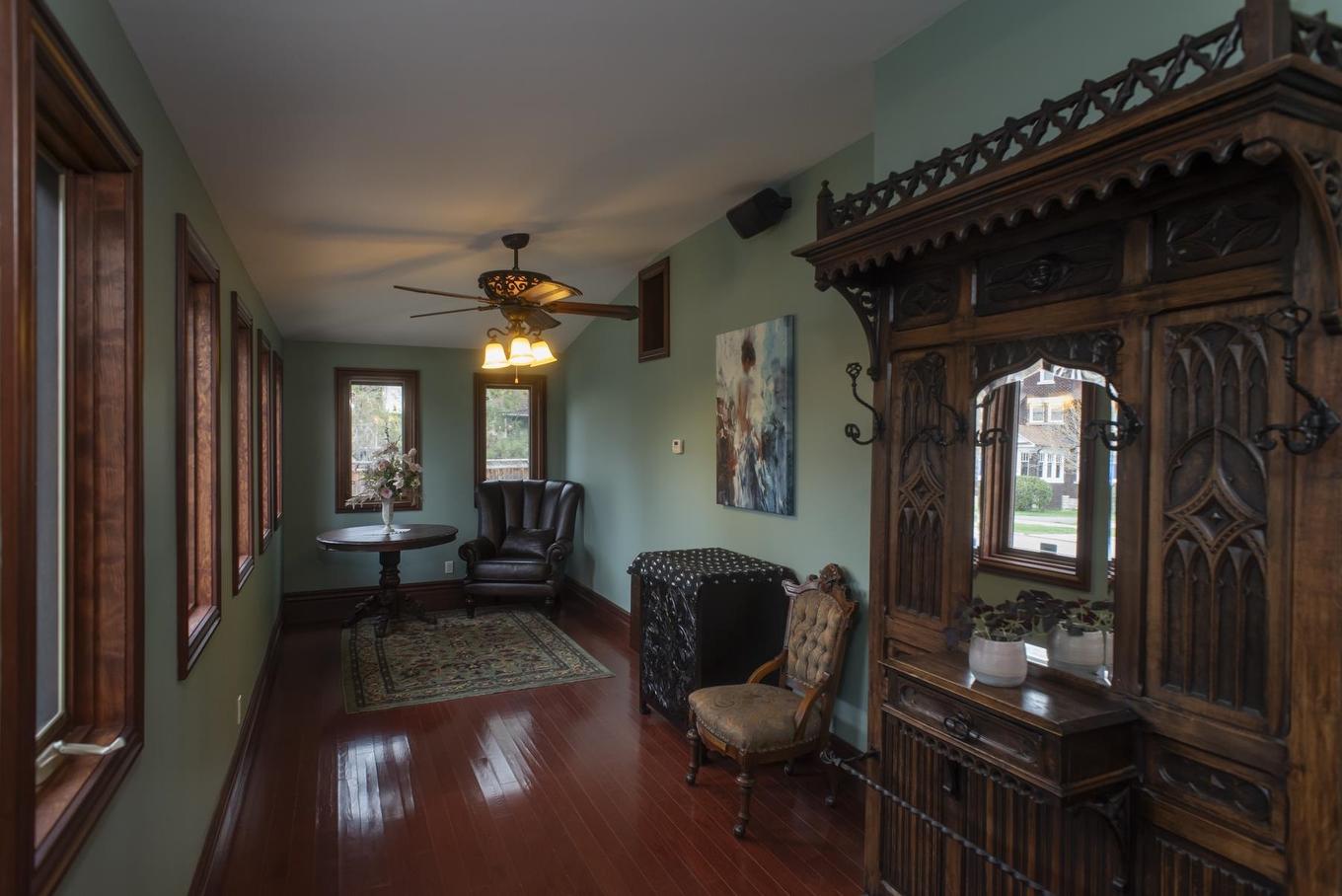 338 Catherine Street, Thunder Bay, ON - Indoor