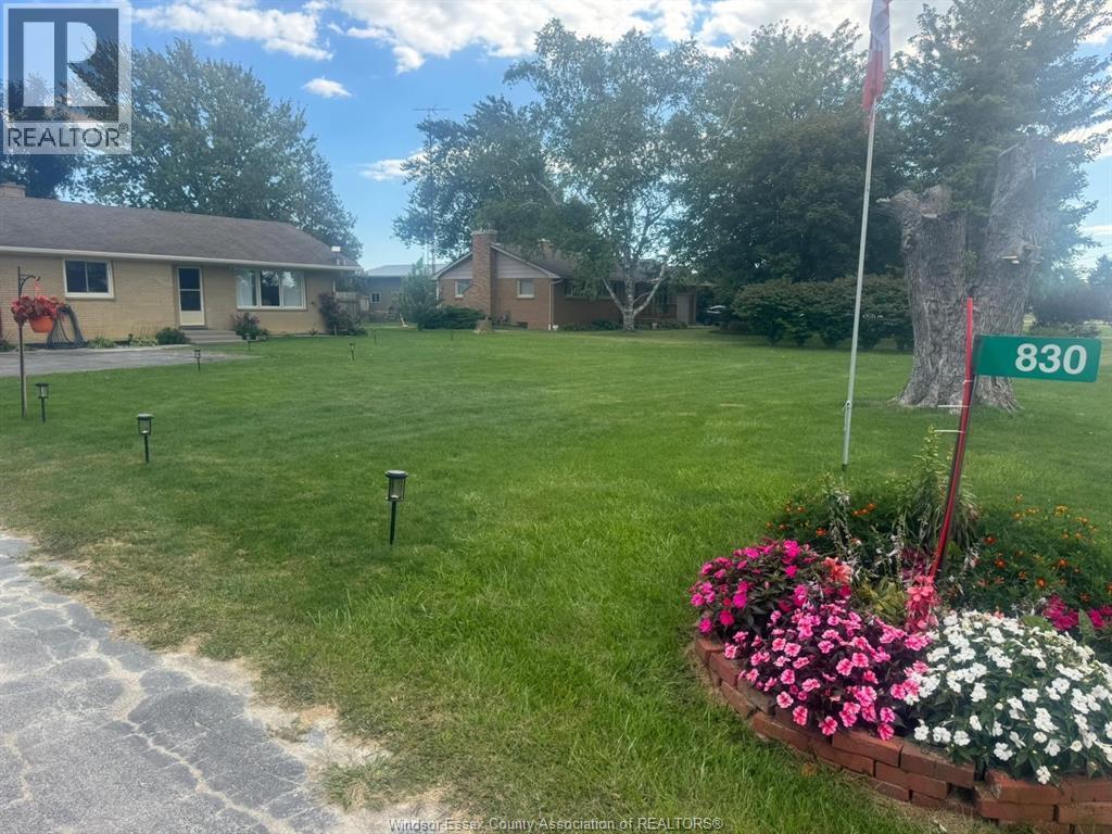 830 Talbot Road, Wheatley, ON - Outdoor