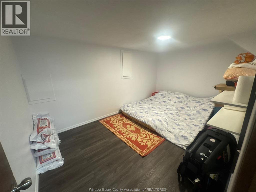 830 Talbot Road, Wheatley, ON - Indoor