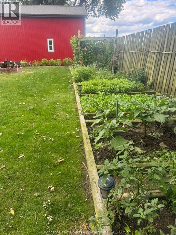 830 Talbot Road, Wheatley, ON - Outdoor