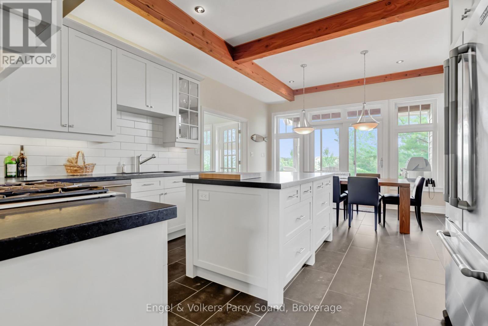 22 Beacon Point Drive, Carling, ON - Indoor Photo Showing Kitchen With Upgraded Kitchen