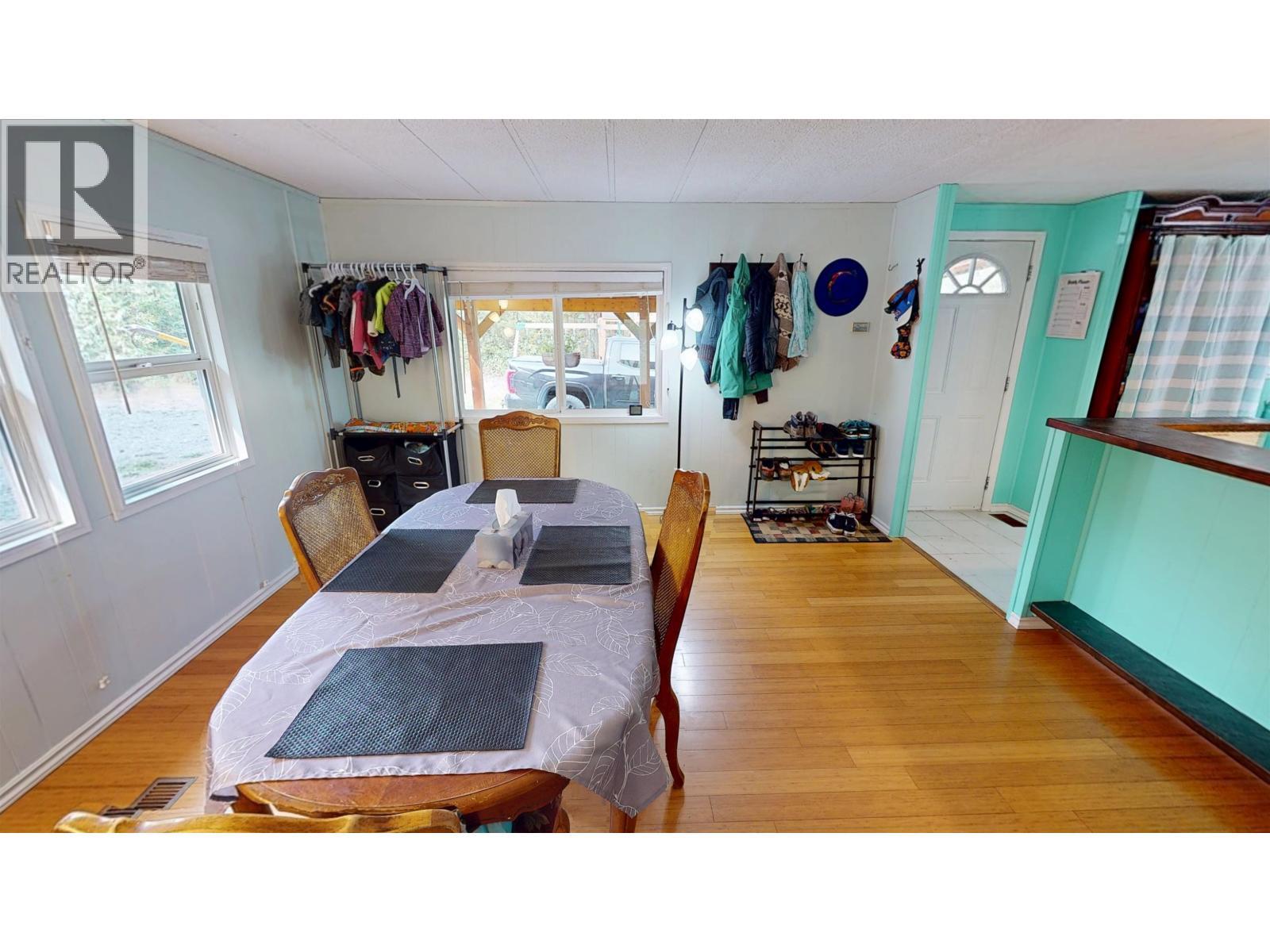 713 Tibbles Road, Quesnel, BC - Indoor Photo Showing Dining Room