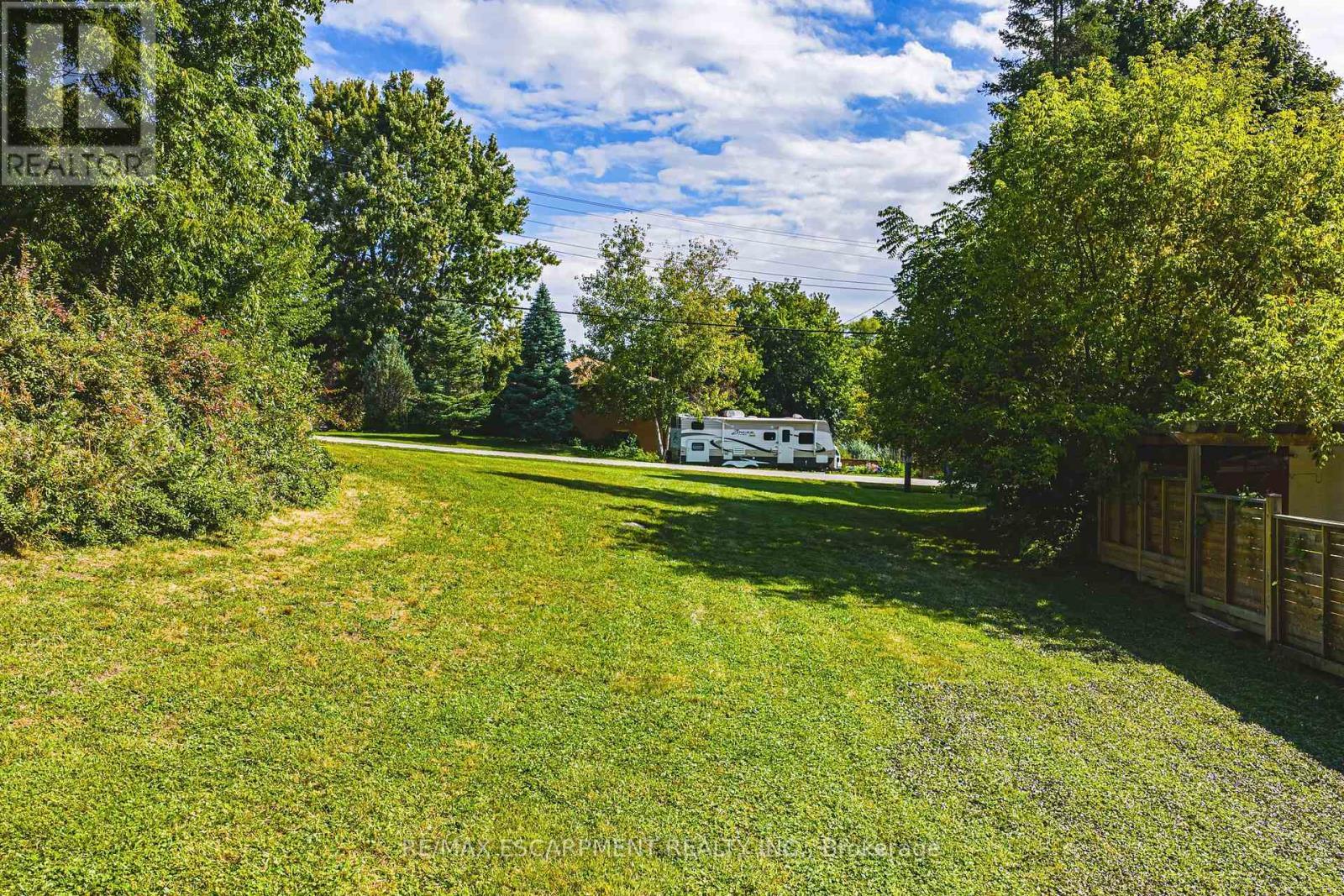 Clear building area. - 24 Rosebough Street, Hamilton, ON