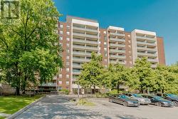 807 - 19 FOUR WINDS DRIVE Toronto (York University Heights), ON M3J 2S9