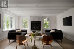 20 LASKAY LANE King, ON L7B 1K4