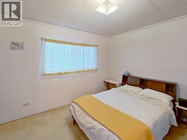 2617 Smelter Ave, Texada Island, BC - Indoor Photo Showing Bedroom