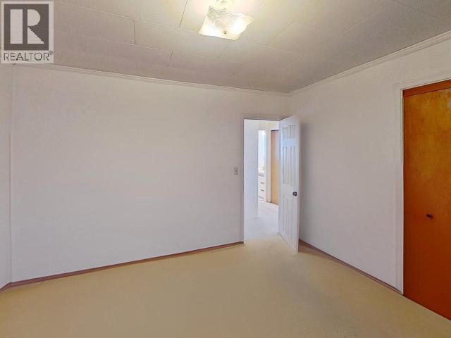 2617 Smelter Ave, Texada Island, BC - Indoor Photo Showing Other Room