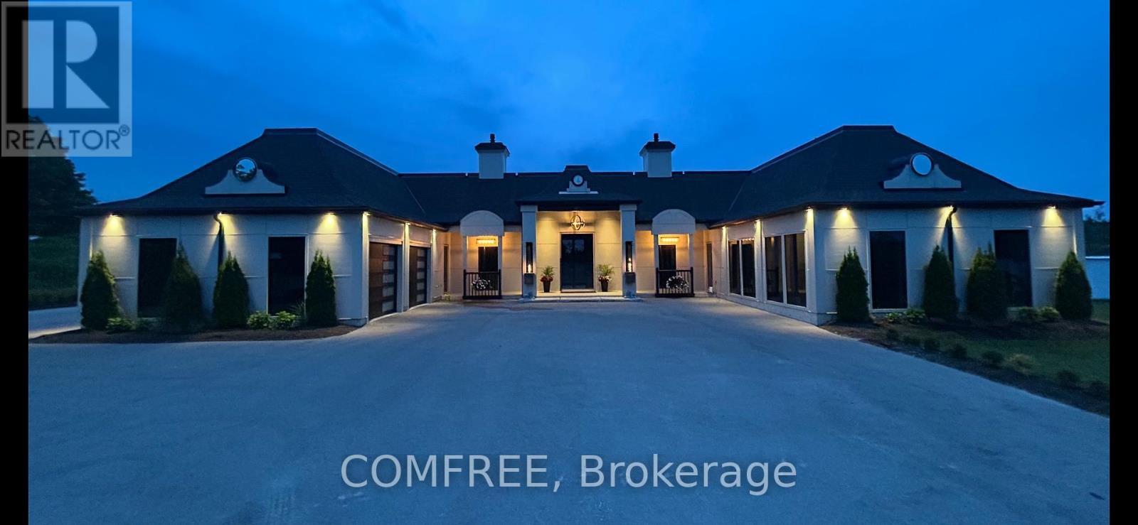 4252 Burnside Line, Severn, ON - Outdoor With Facade