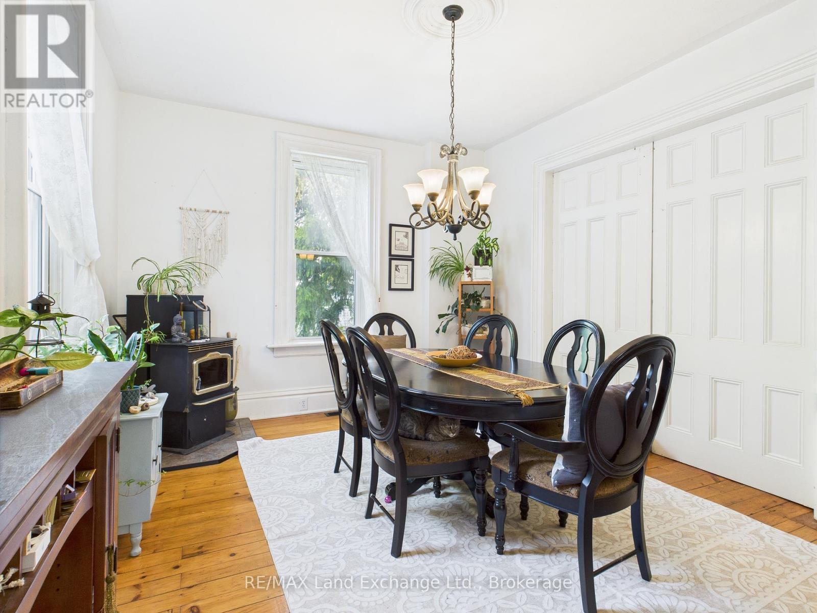 Dining Room - 20 Queen Street, Huron-Kinloss, ON - Indoor Photo Showing Dining Room