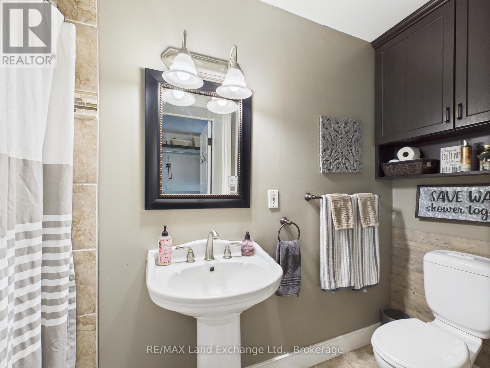 Main Floor 3pc Bath - 20 Queen Street, Huron-Kinloss, ON - Indoor Photo Showing Bathroom