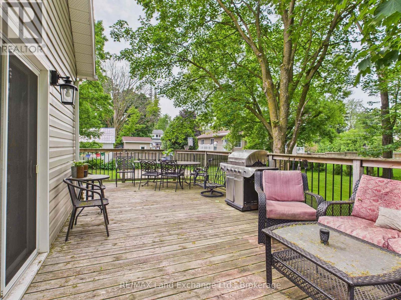 20 Queen Street, Huron-Kinloss, ON - Outdoor With Deck Patio Veranda With Exterior