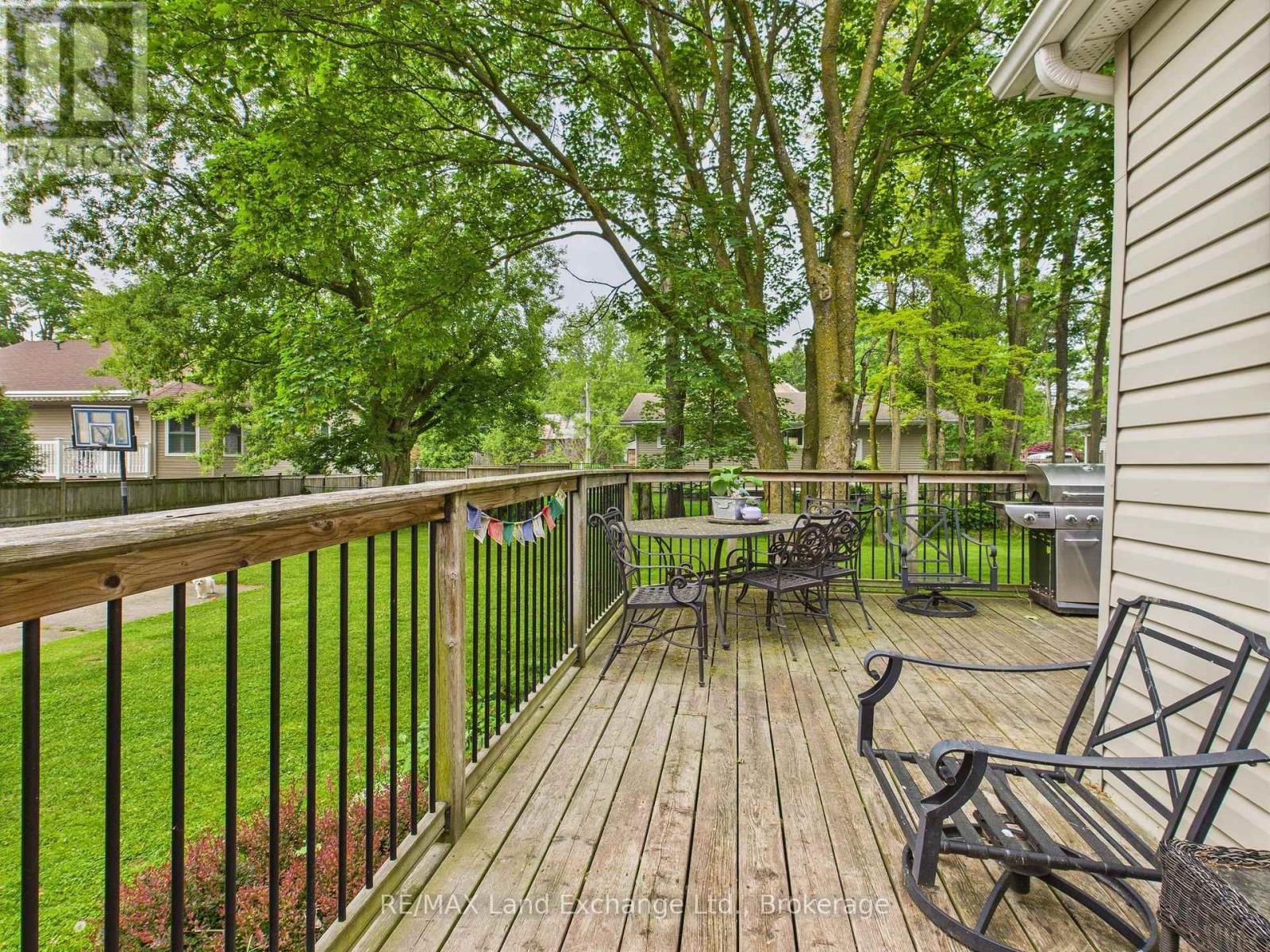 20 Queen Street, Huron-Kinloss, ON - Outdoor With Deck Patio Veranda With Exterior