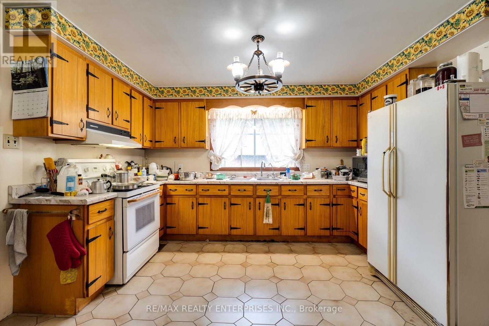 12909 5Th Line, Halton Hills, ON - Indoor Photo Showing Kitchen