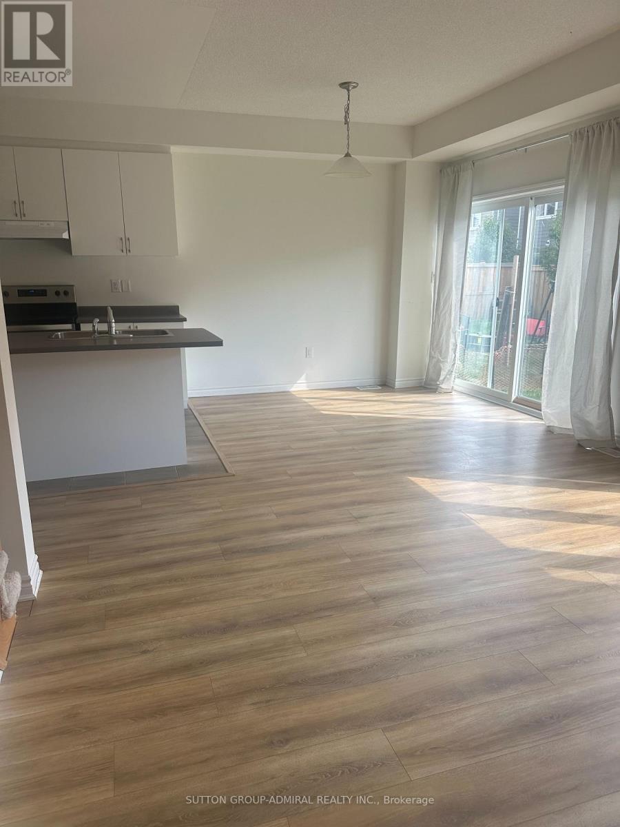 16 Dunes D Drive, Wasaga Beach, ON - Indoor Photo Showing Other Room