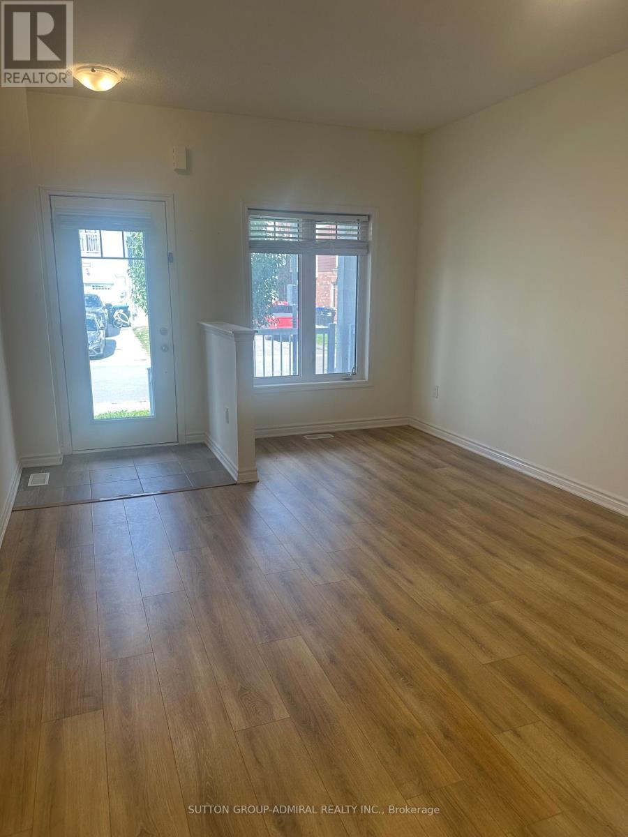 16 Dunes D Drive, Wasaga Beach, ON - Indoor Photo Showing Other Room