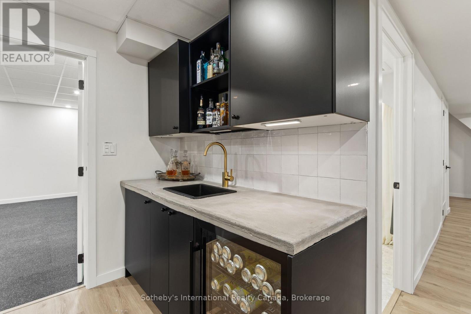 191-221 Pennie Avenue, Tehkummah, ON