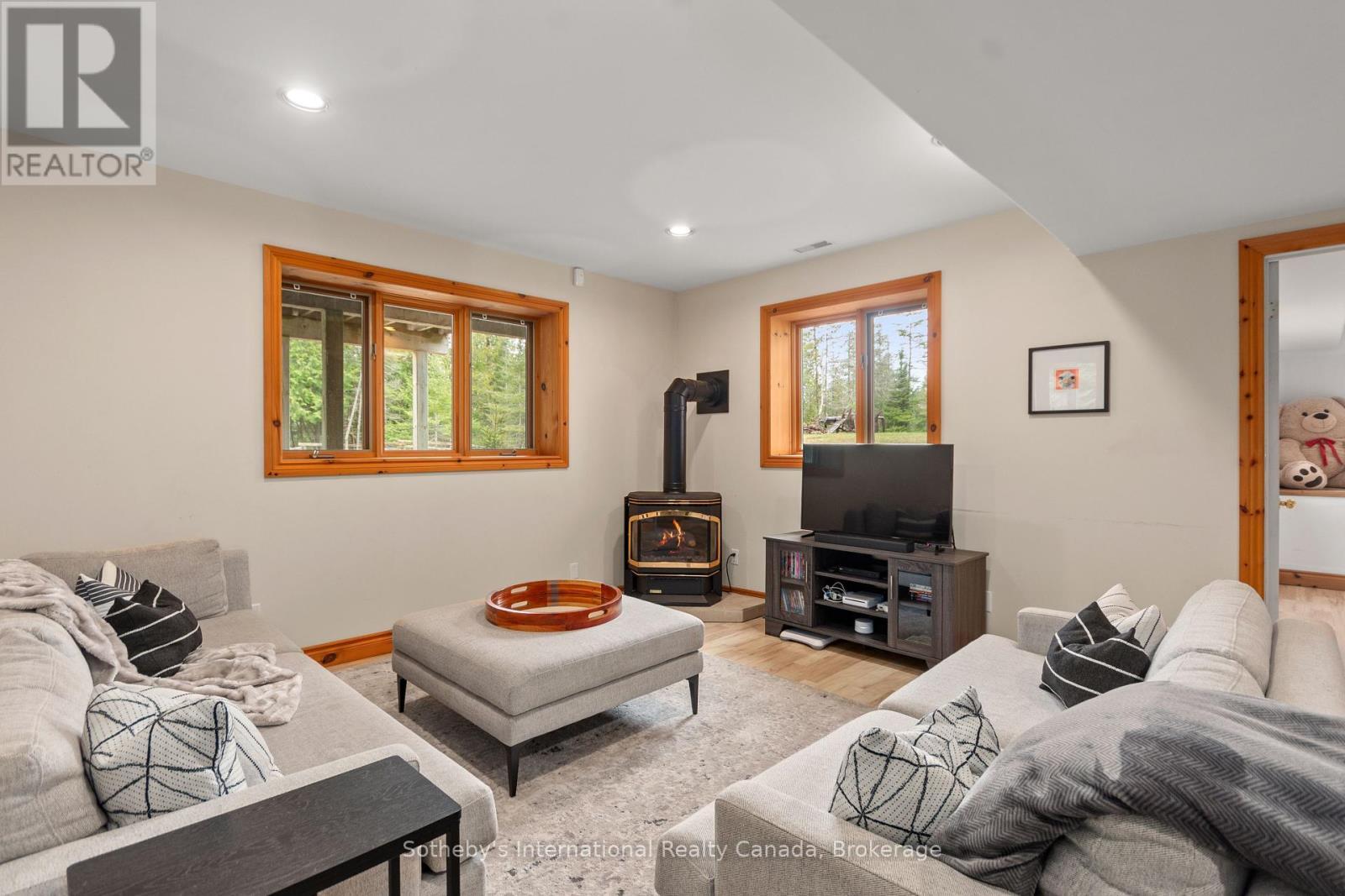 191-221 Pennie Avenue, Tehkummah, ON