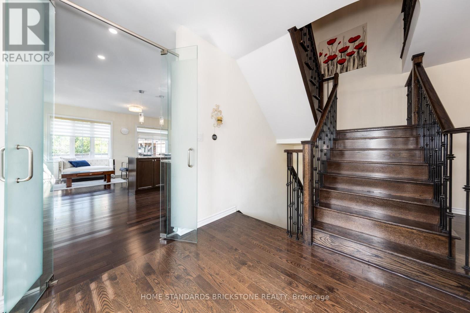 28 - 8777 Dufferin Street, Vaughan, ON - Indoor Photo Showing Other Room