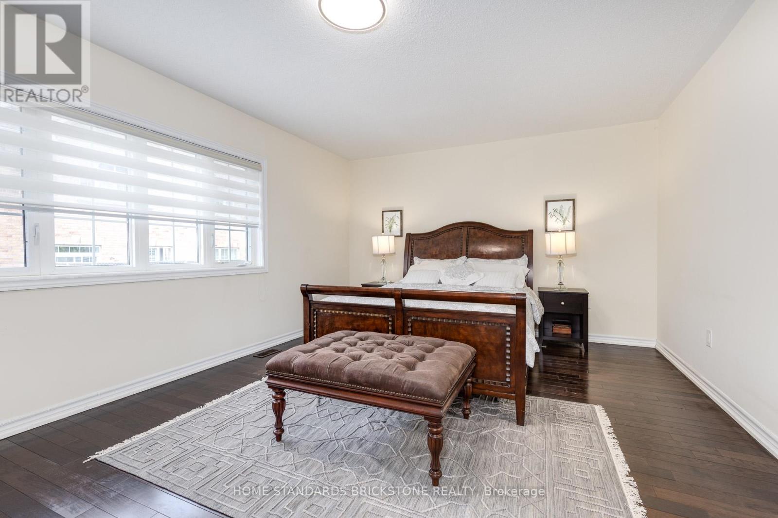 28 - 8777 Dufferin Street, Vaughan, ON - Indoor Photo Showing Bedroom