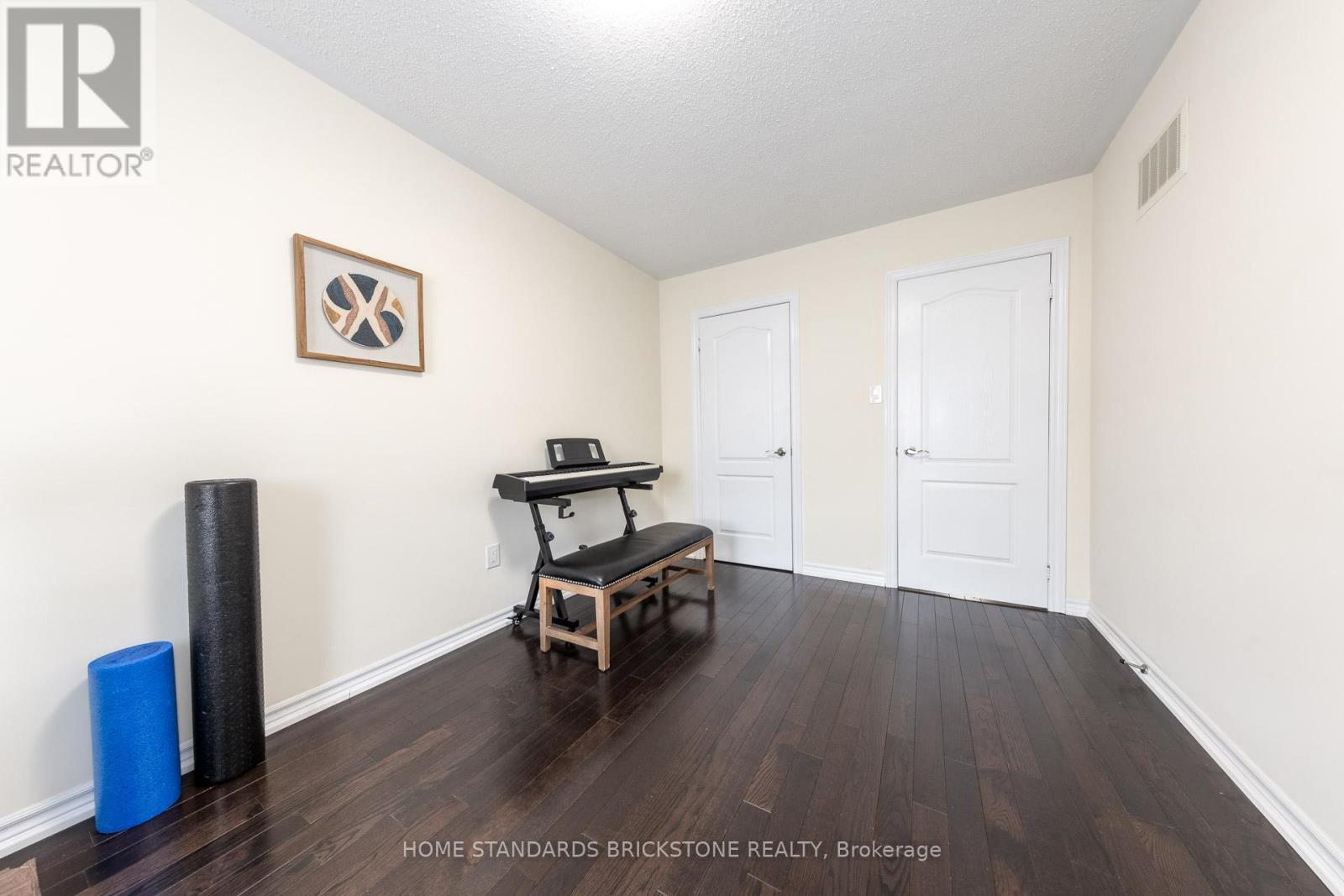 28 - 8777 Dufferin Street, Vaughan, ON - Indoor Photo Showing Other Room